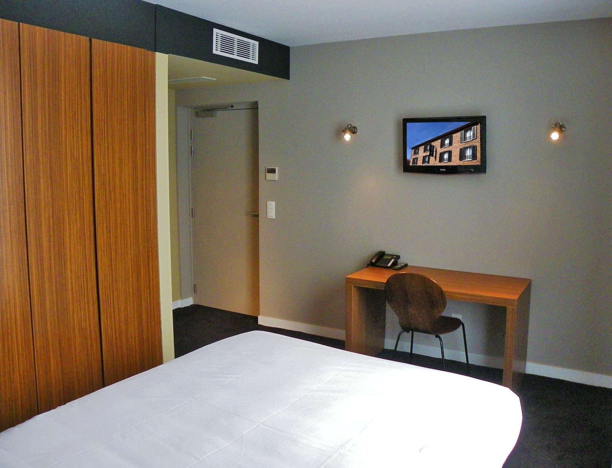 Hotel Les Terres Blanches Шату Екстериор снимка