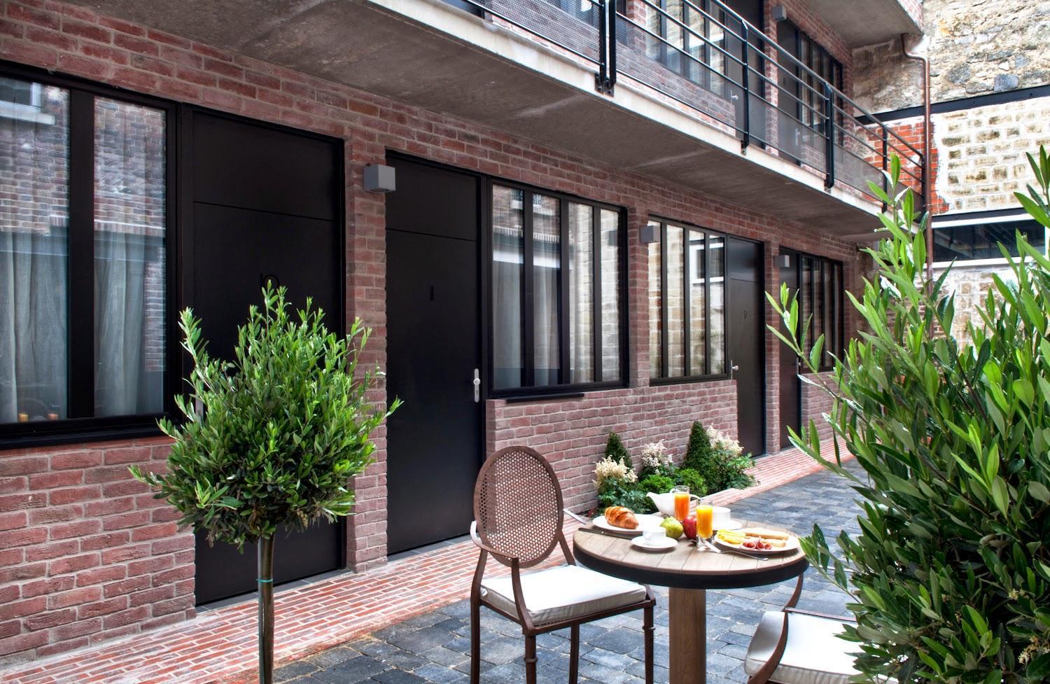 Hotel Les Terres Blanches Шату Екстериор снимка