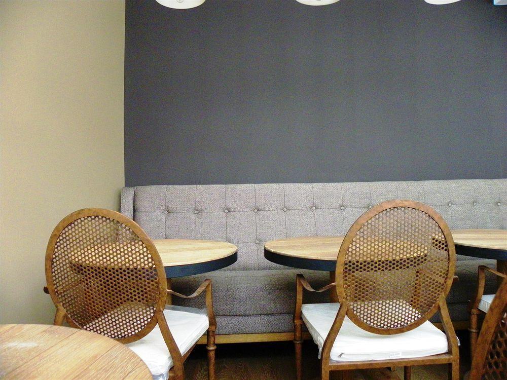 Hotel Les Terres Blanches Шату Екстериор снимка