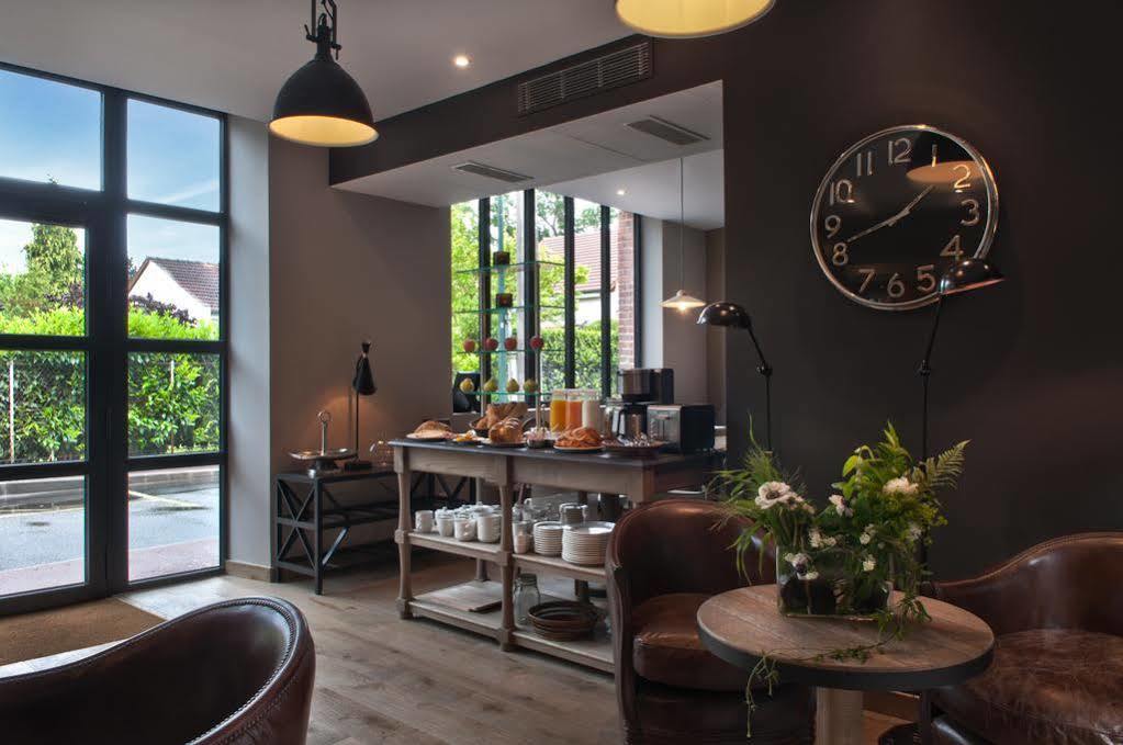 Hotel Les Terres Blanches Шату Екстериор снимка